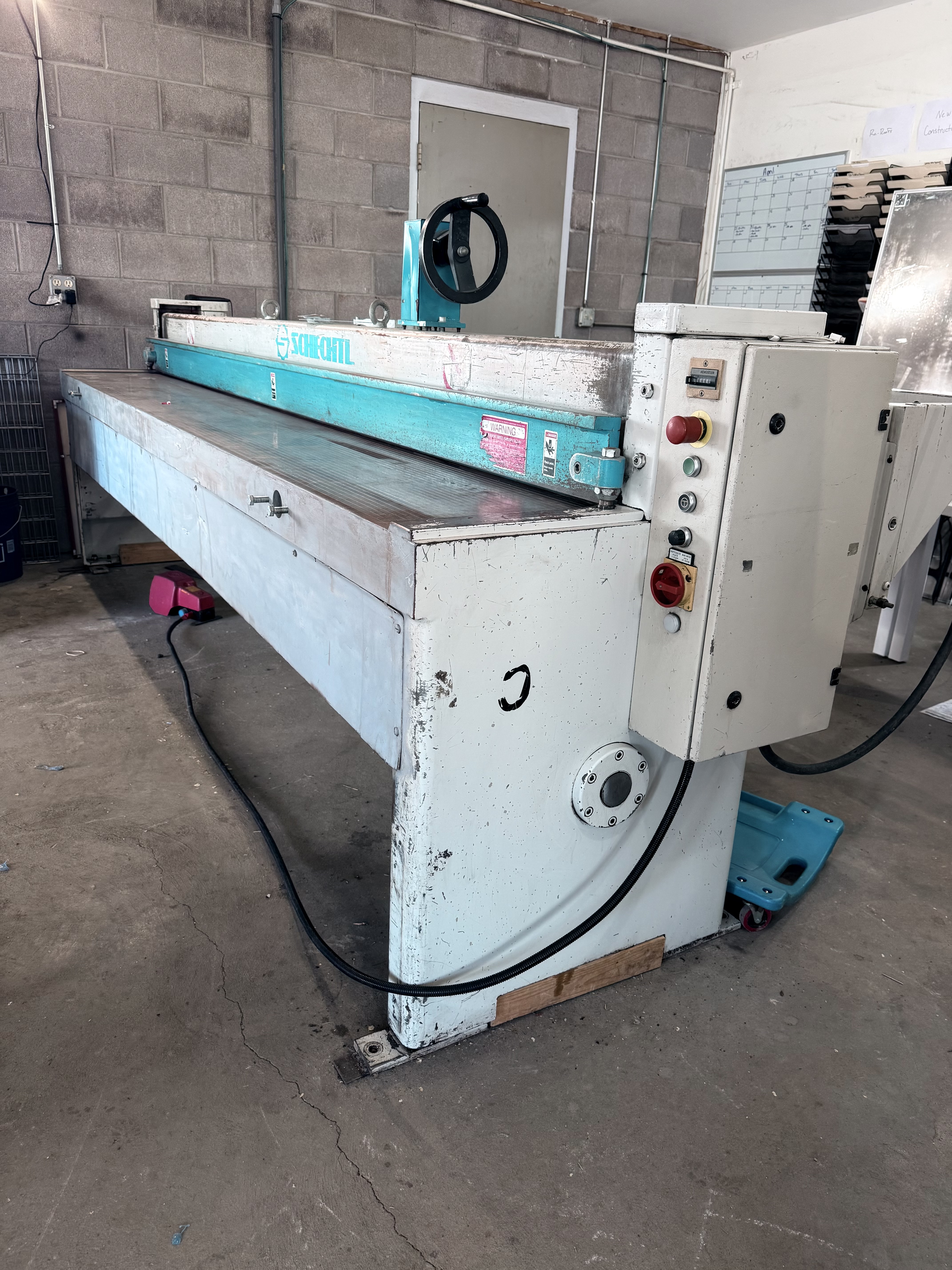 Sheet metal shear in the shop